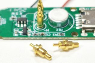 POGOPIN 弹簧针直通式与非直通式区别 应用场景及特点对比